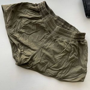 Hotty Hot Lululemon Shorts 2.5 inch